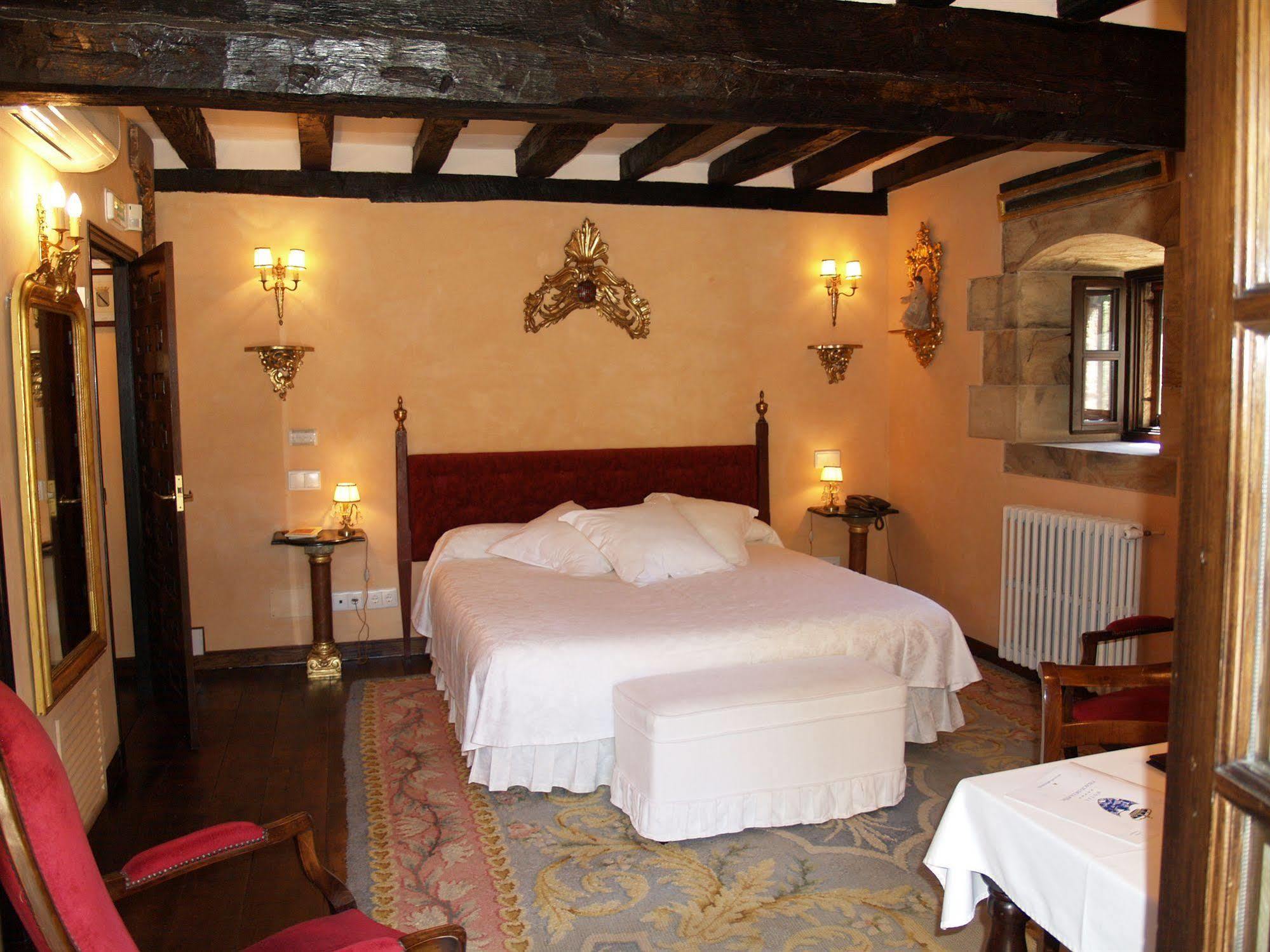 Hotel Palacio De La Pena Cantabria آجو المظهر الخارجي الصورة