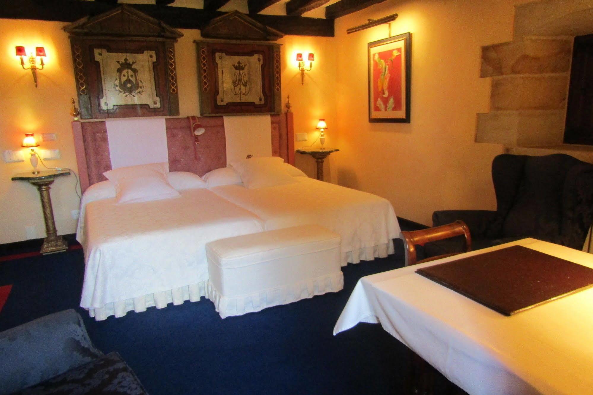 Hotel Palacio De La Pena Cantabria آجو المظهر الخارجي الصورة